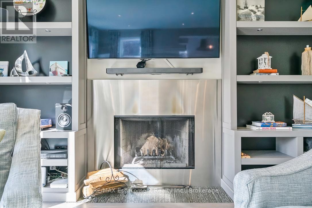 278 Carolyn Drive, Oakville, Ontario  L6K 3M6 - Photo 21 - W12513920