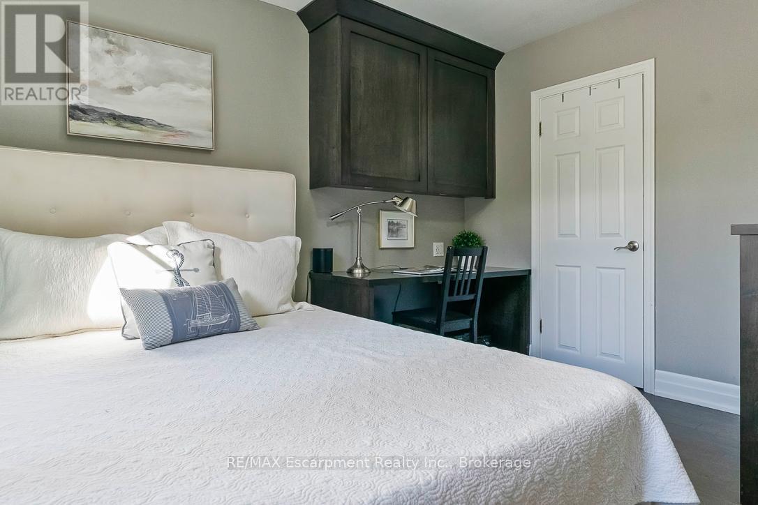 278 Carolyn Drive, Oakville, Ontario  L6K 3M6 - Photo 28 - W12513920