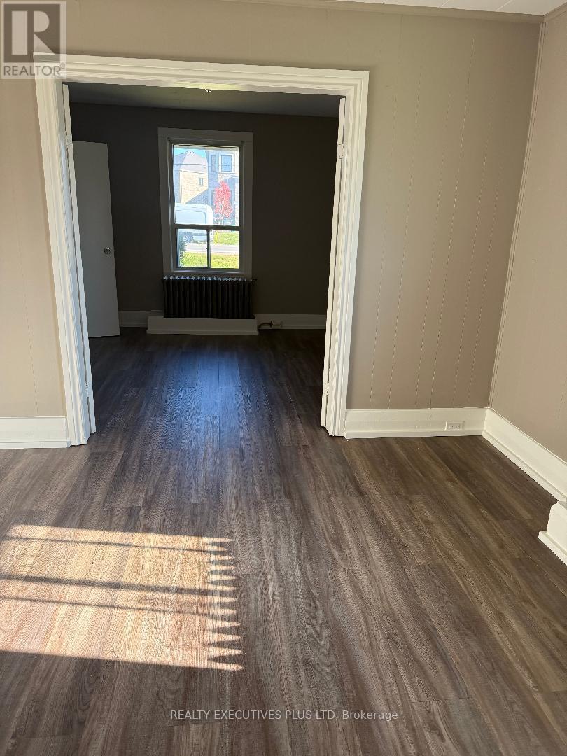 8948 Heritage Road, Brampton, Ontario  L6Y 0E1 - Photo 6 - W12440470