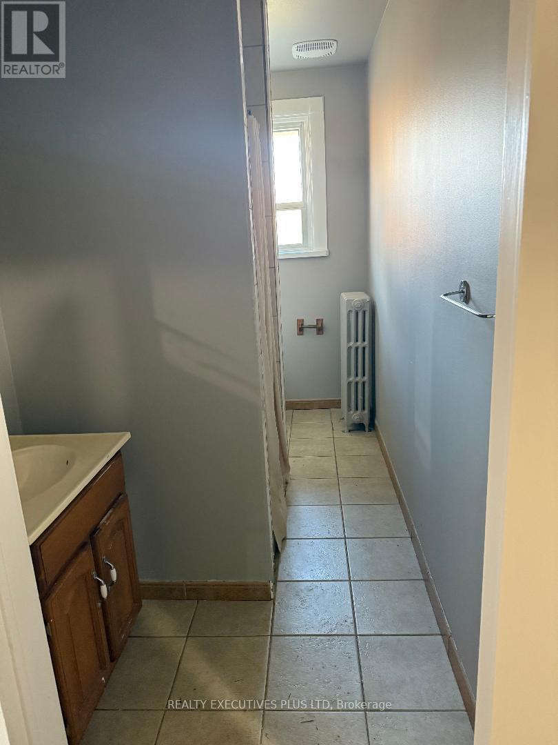 8948 Heritage Road, Brampton, Ontario  L6Y 0E1 - Photo 9 - W12440470