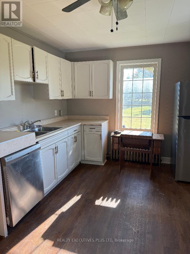 8948 Heritage Road, Brampton, Ontario  L6Y 0E1 - Photo 7 - W12440470