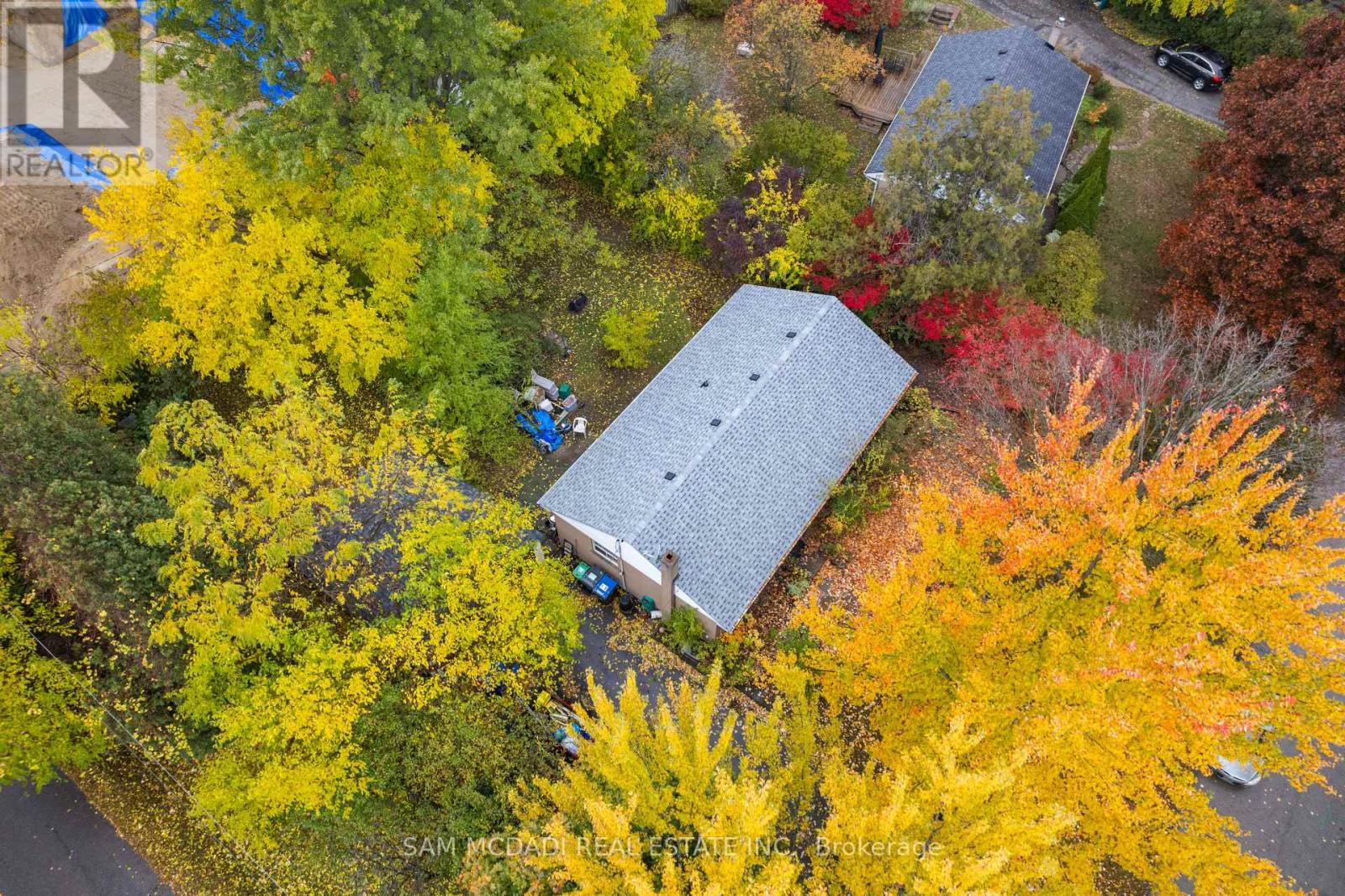 1610 Magenta Court, Mississauga, Ontario L5G 3A7 - Photo 15 - W12500068