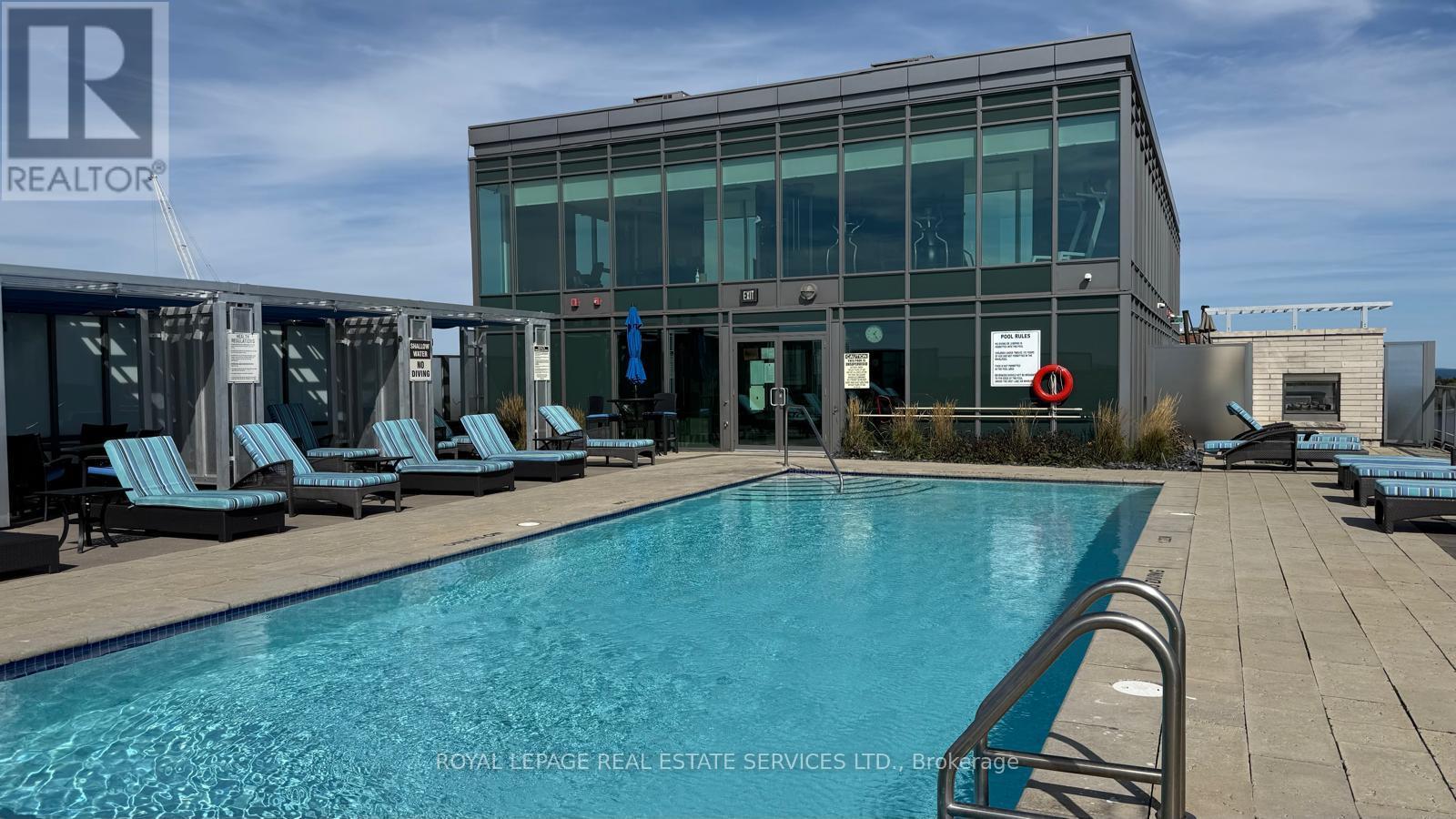 501 - 11 Bronte Road, Oakville, Ontario L6L 0E1 - Photo 2 - W12509620