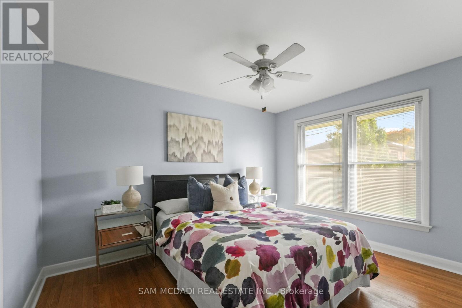 185 Rathburn Road, Toronto, Ontario  M9B 2L2 - Photo 14 - W12513466