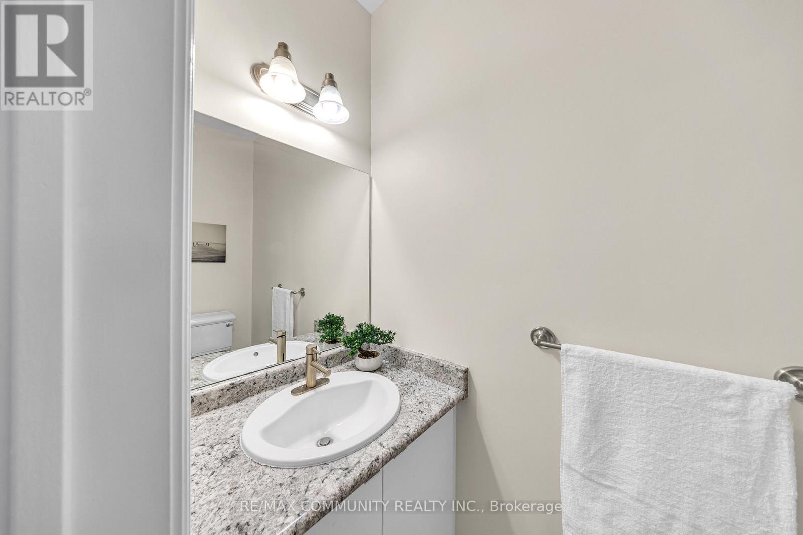 78 Alcorn Drive, Kawartha Lakes, Ontario  K9V 0M8 - Photo 8 - X12513556