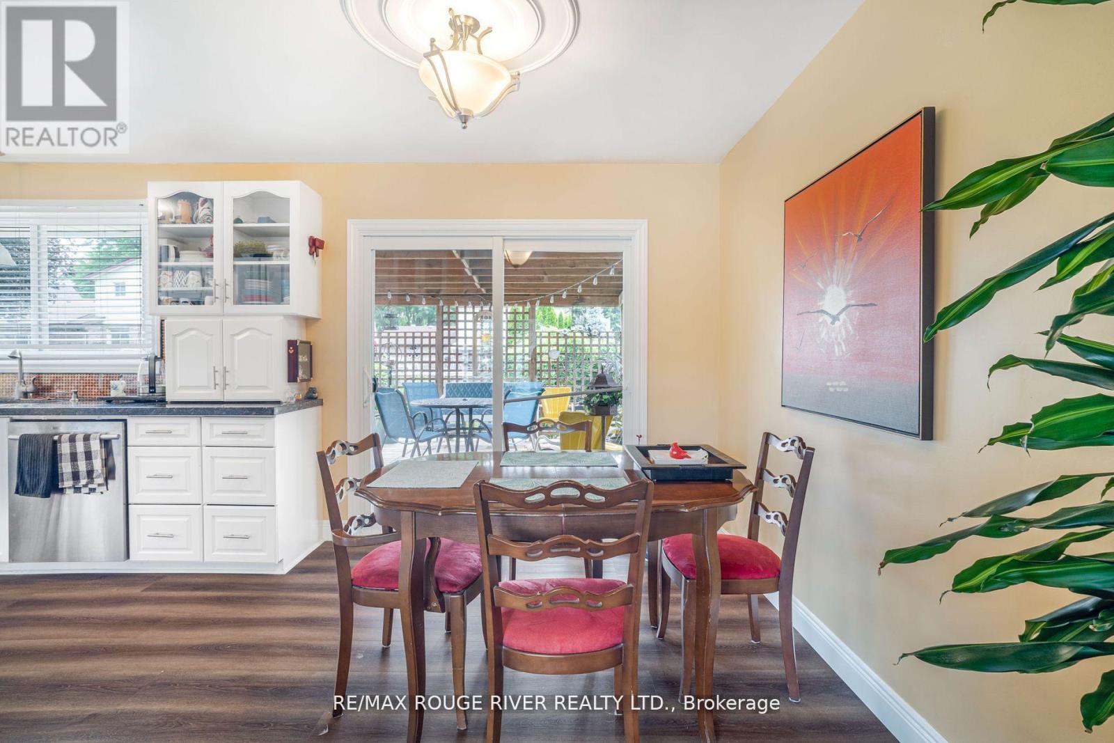 5210 Timothy Crescent, Niagara Falls, Ontario  L2E 5G3 - Photo 5 - X12513582