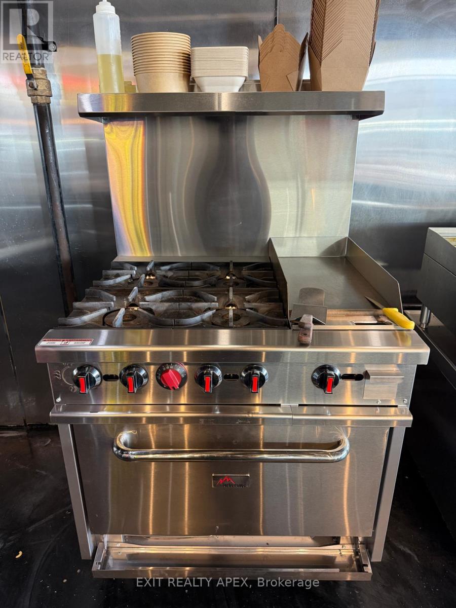 277 Upper Centennial Parkway, Hamilton, Ontario  L8J 3H4 - Photo 13 - X12513622