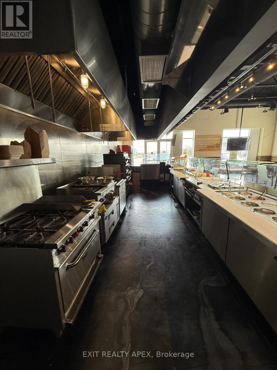 277 Upper Centennial Parkway, Hamilton, Ontario  L8J 3H4 - Photo 7 - X12513622