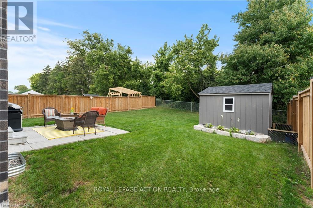 8 Lorne Card Drive, Brant, Ontario  N3L 0H8 - Photo 31 - X12513624