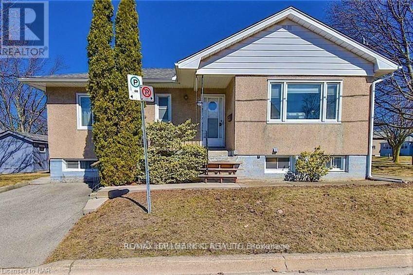 Unknown Address, ,     - Photo 1 - X12513630