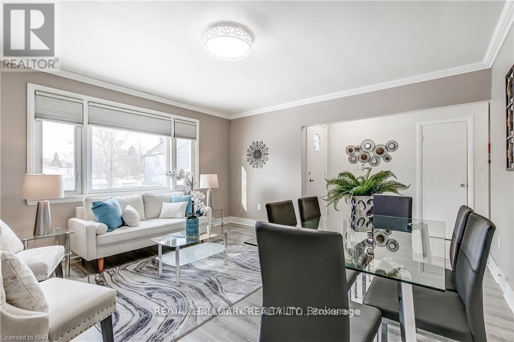 Unknown Address, ,     - Photo 2 - X12513630