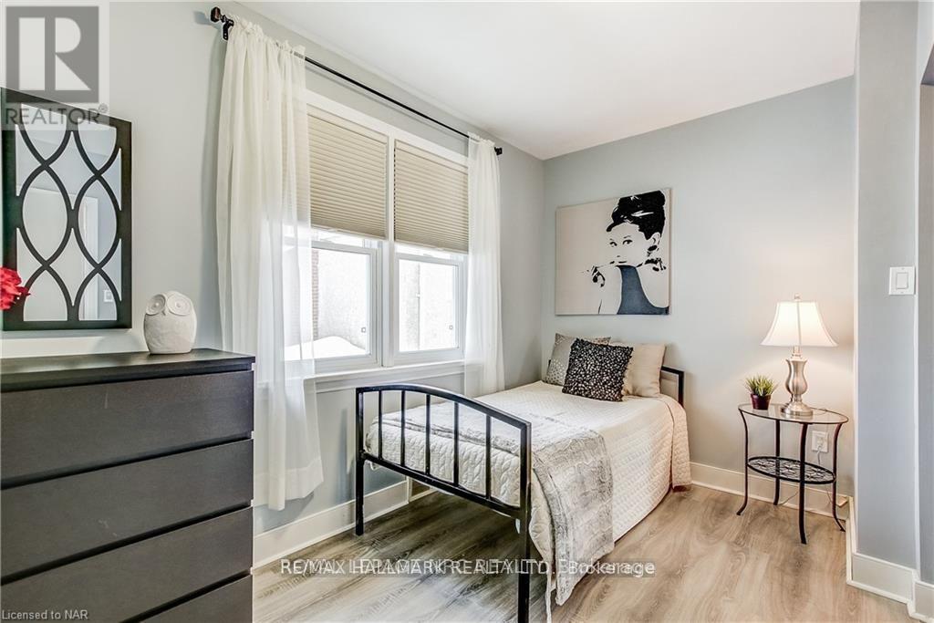 Unknown Address, ,     - Photo 9 - X12513630