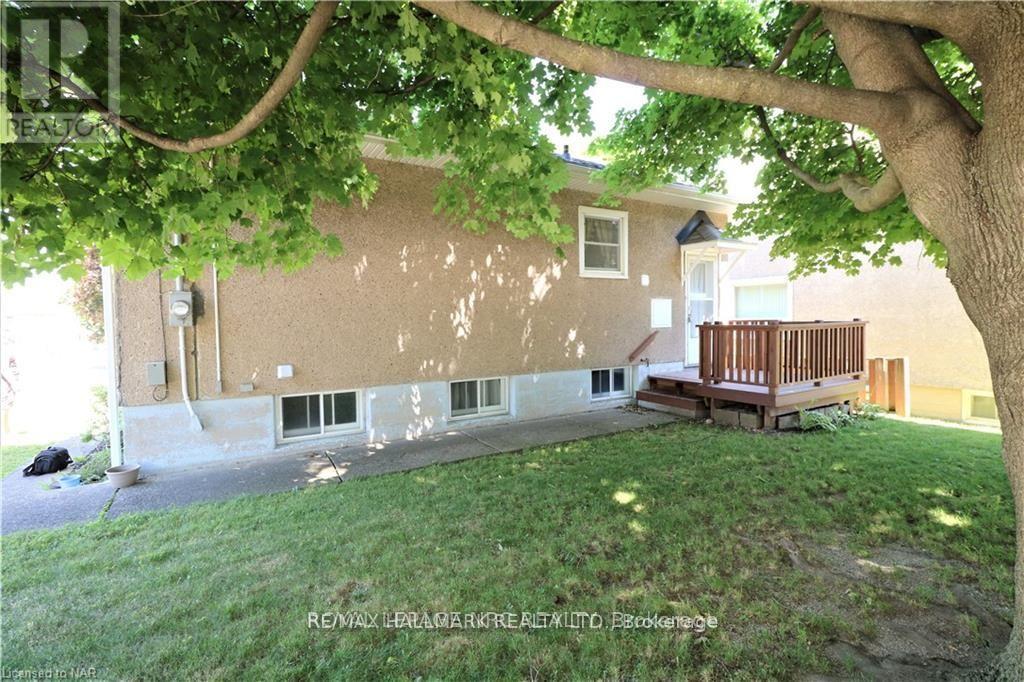 Unknown Address, ,     - Photo 1 - X12513634