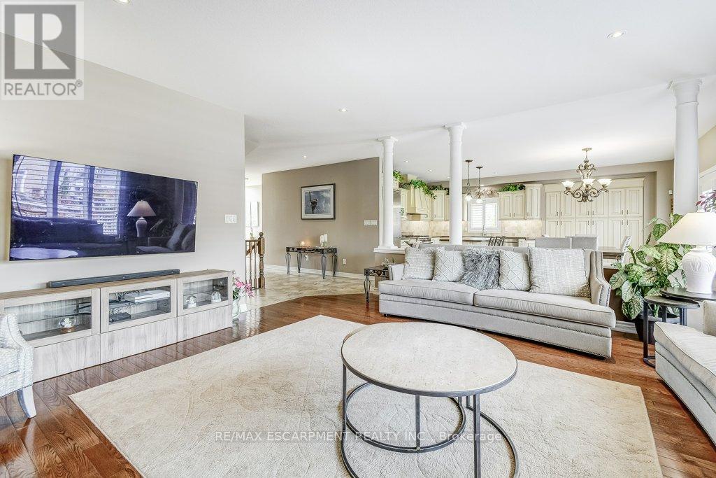 33 Lockman Drive, Hamilton, Ontario  L9K 0B9 - Photo 12 - X12513642