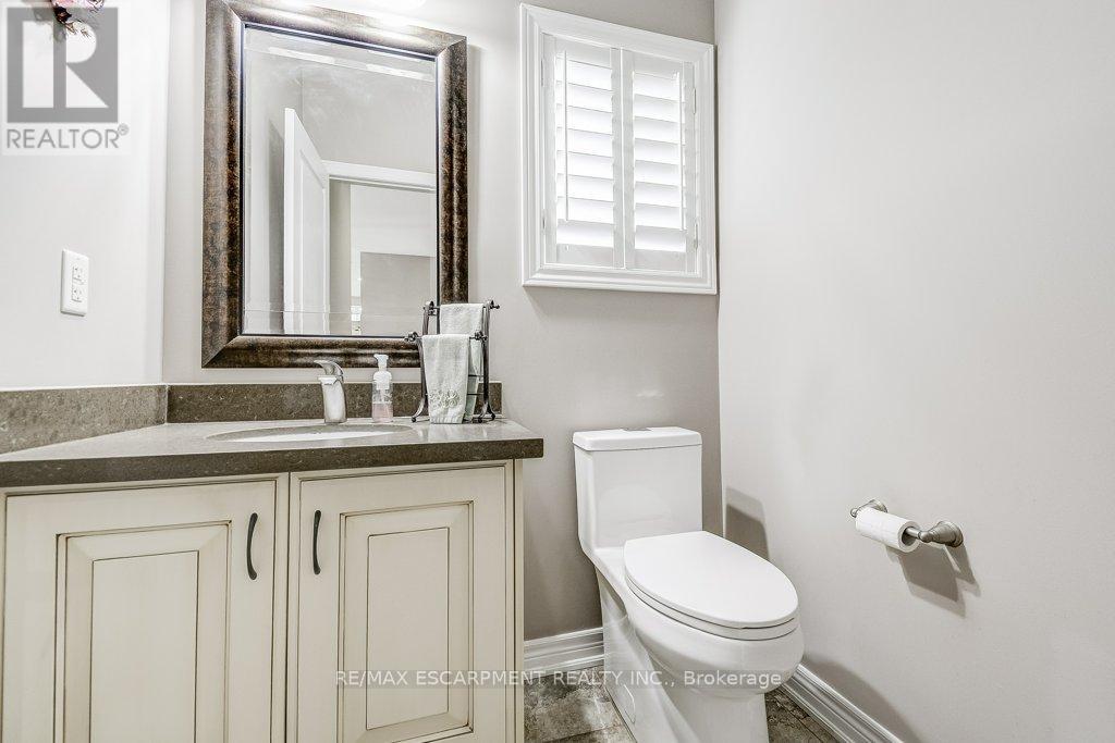 33 Lockman Drive, Hamilton, Ontario  L9K 0B9 - Photo 18 - X12513642