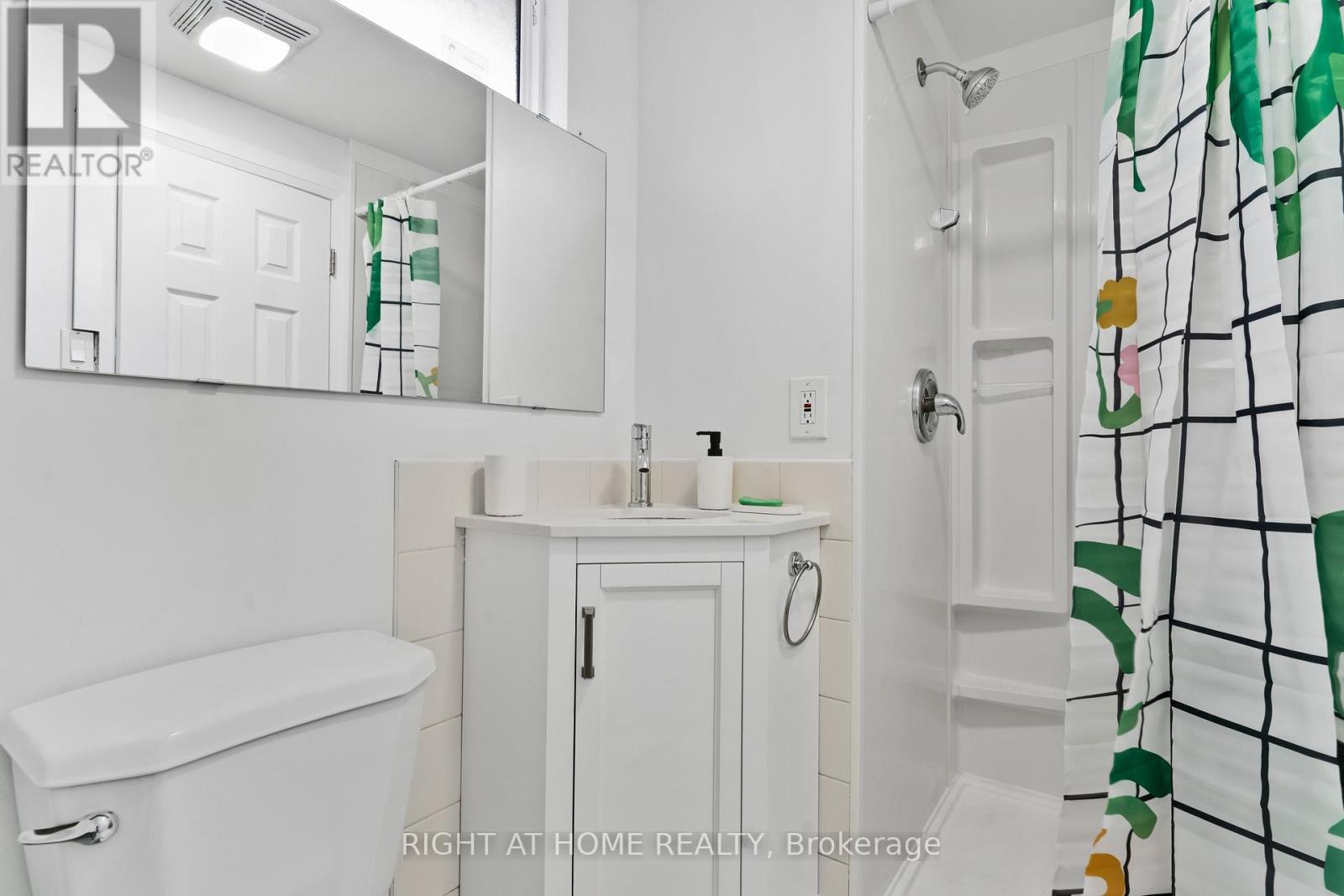 3 Northgate Drive, Welland, Ontario  L3C 5Y2 - Photo 27 - X12513684