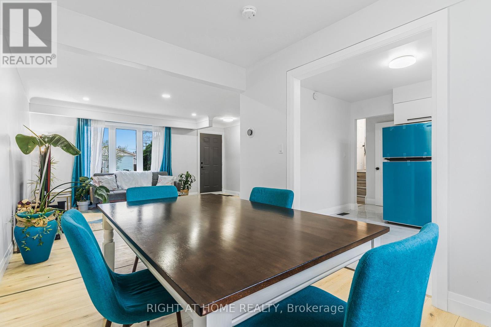 3 Northgate Drive, Welland, Ontario  L3C 5Y2 - Photo 5 - X12513684