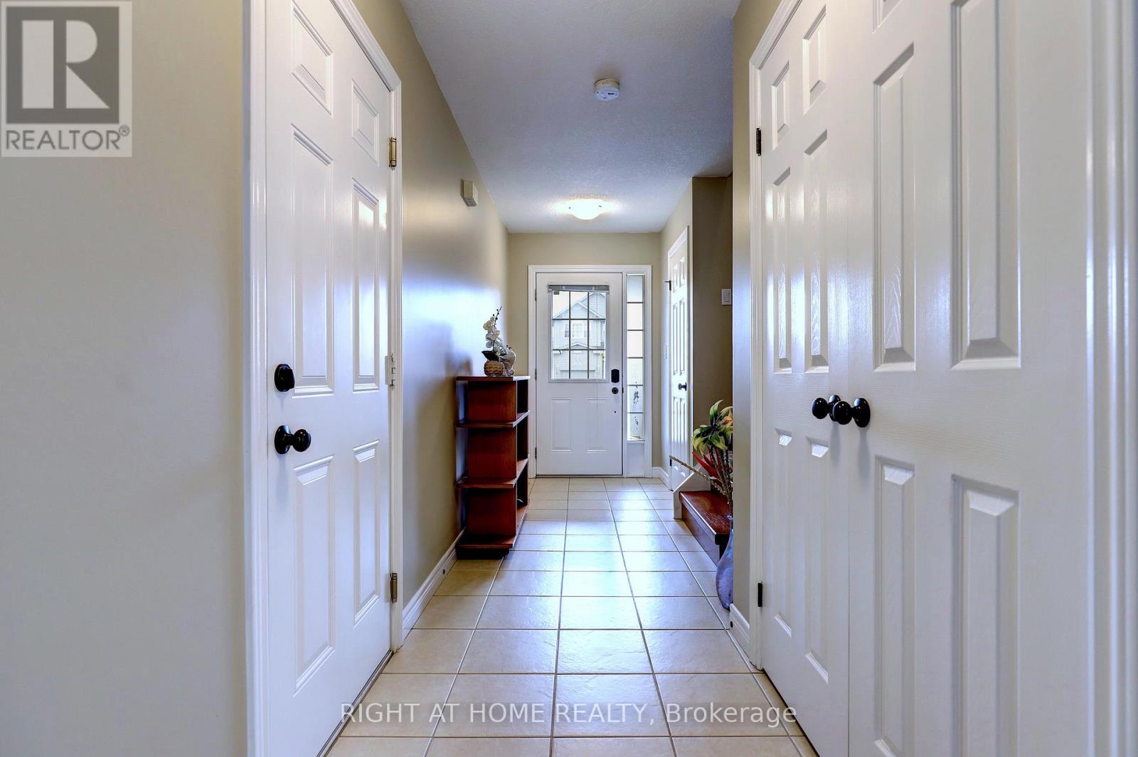 21 Mullin Drive, Guelph, Ontario  N1E 0E1 - Photo 6 - X12513792