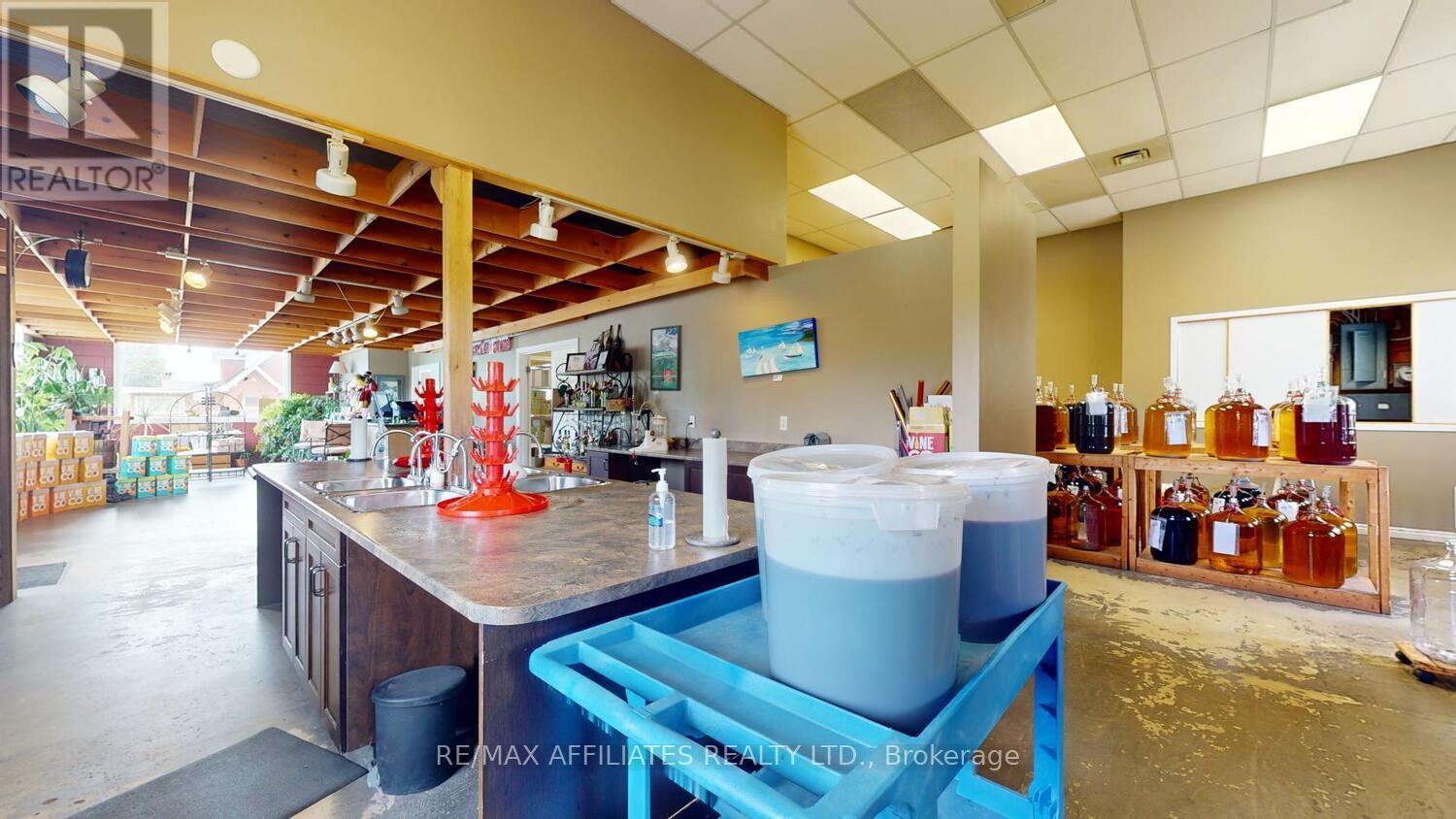 202 Percy Street, Smiths Falls, Ontario  K7A 4W8 - Photo 11 - X12149506