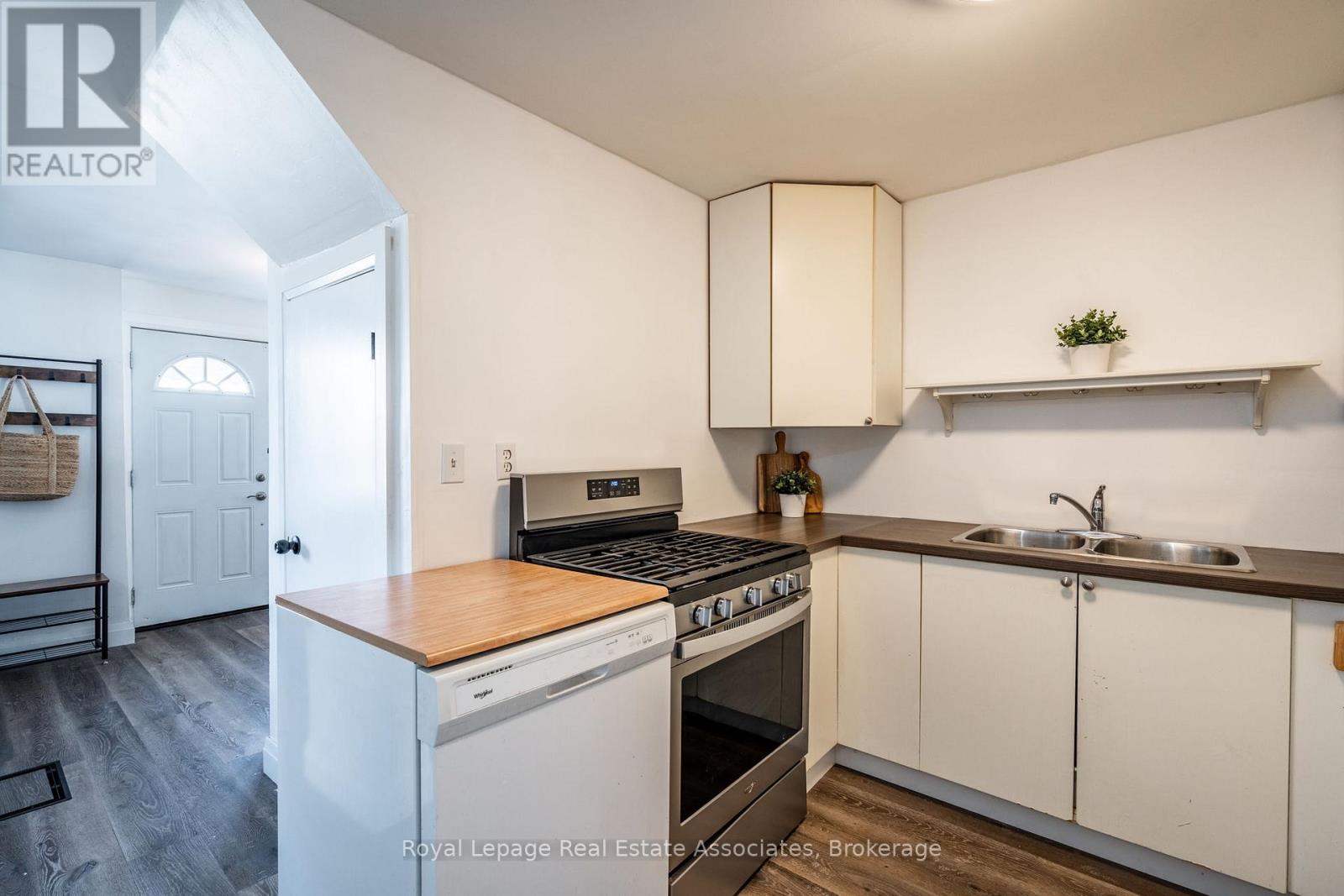 28 Edinburgh Avenue, Hamilton, Ontario  L8H 2C3 - Photo 13 - X12513796