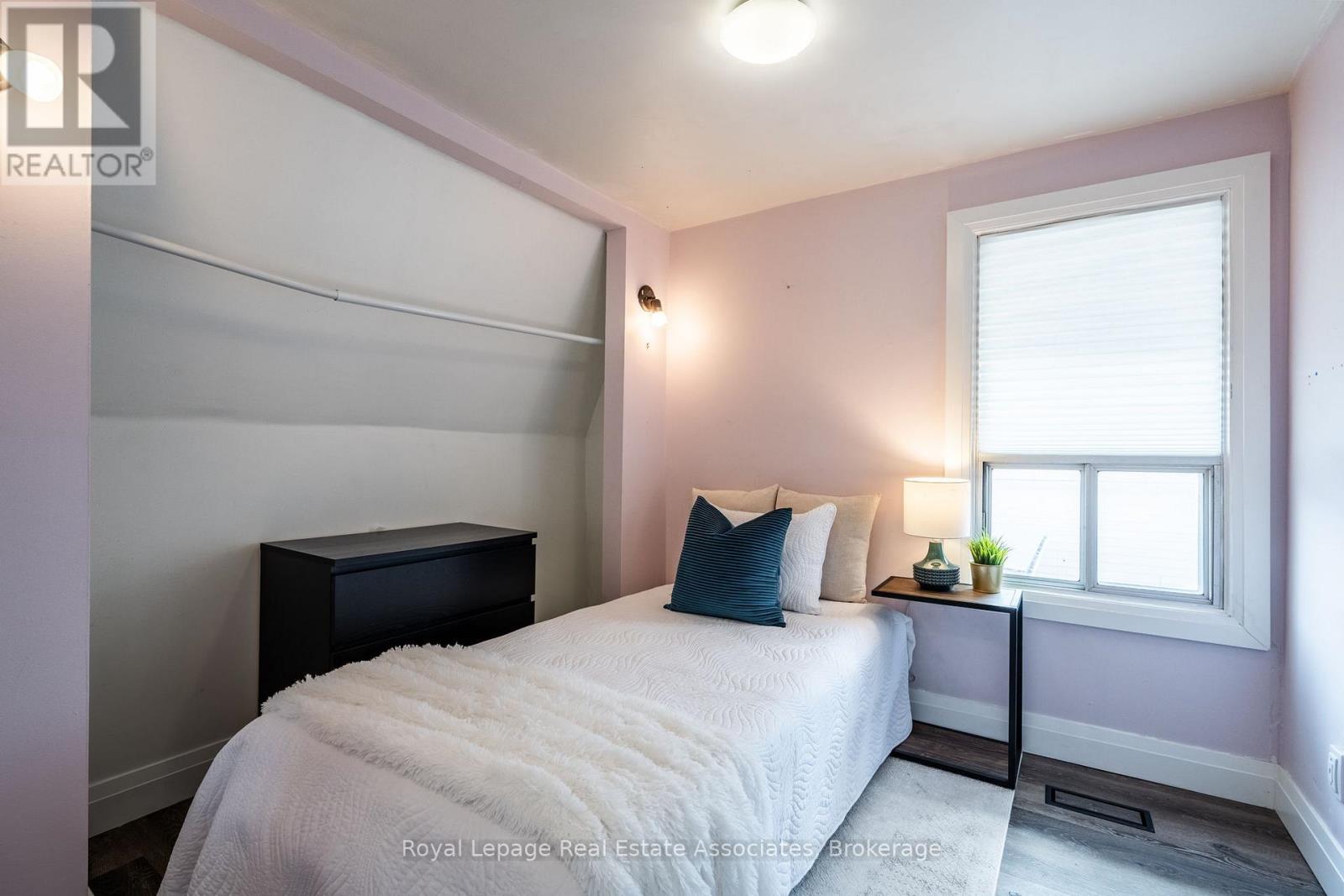 28 Edinburgh Avenue, Hamilton, Ontario  L8H 2C3 - Photo 27 - X12513796