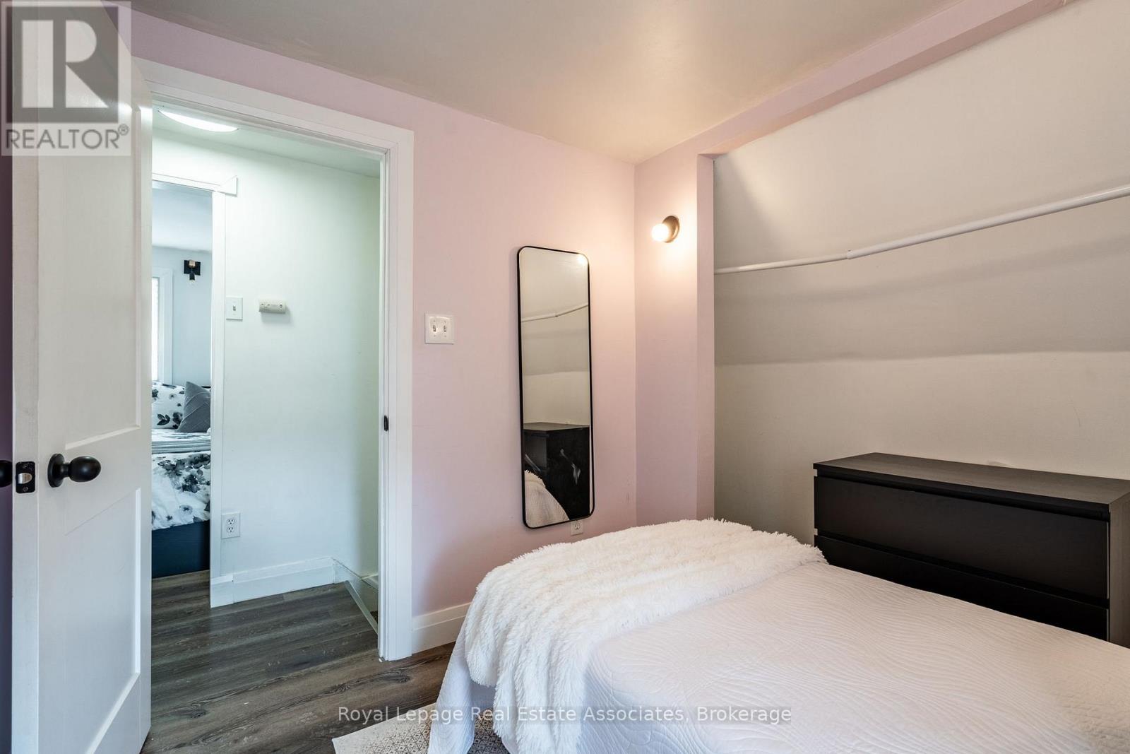 28 Edinburgh Avenue, Hamilton, Ontario  L8H 2C3 - Photo 28 - X12513796