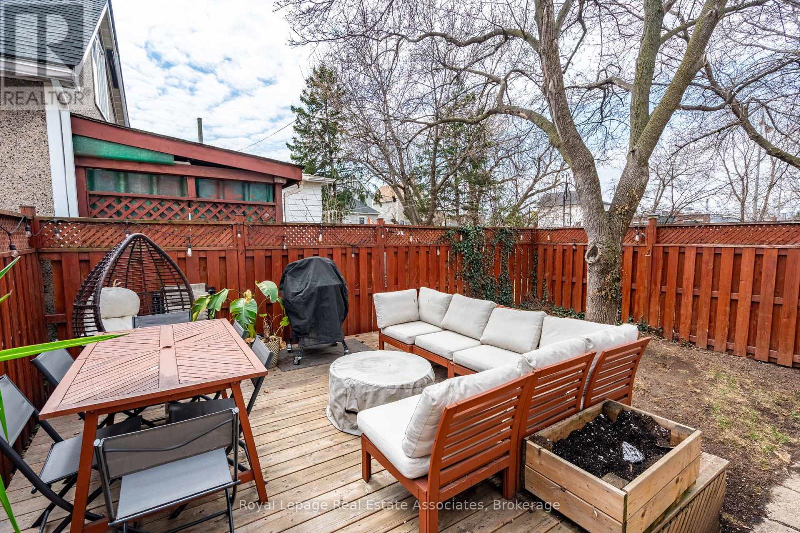 28 Edinburgh Avenue, Hamilton, Ontario  L8H 2C3 - Photo 33 - X12513796