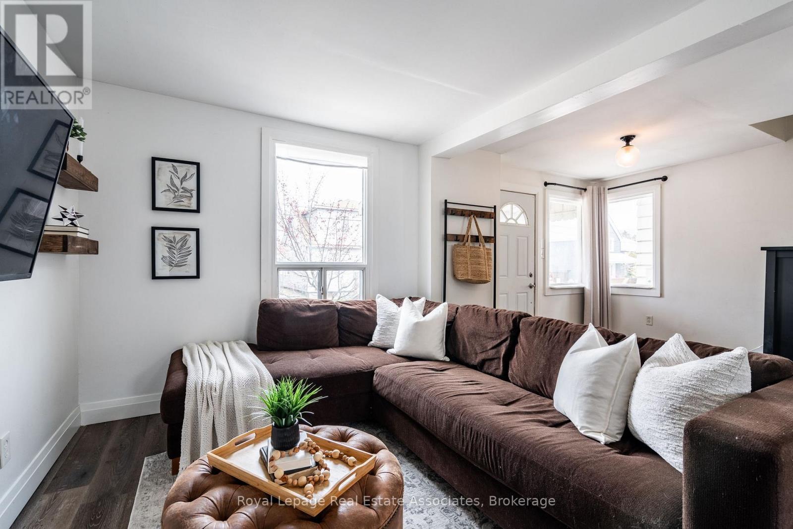 28 Edinburgh Avenue, Hamilton, Ontario  L8H 2C3 - Photo 6 - X12513796