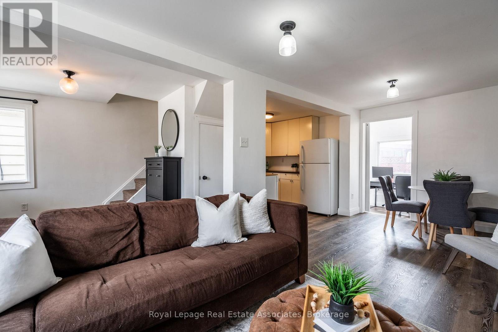 28 Edinburgh Avenue, Hamilton, Ontario  L8H 2C3 - Photo 7 - X12513796