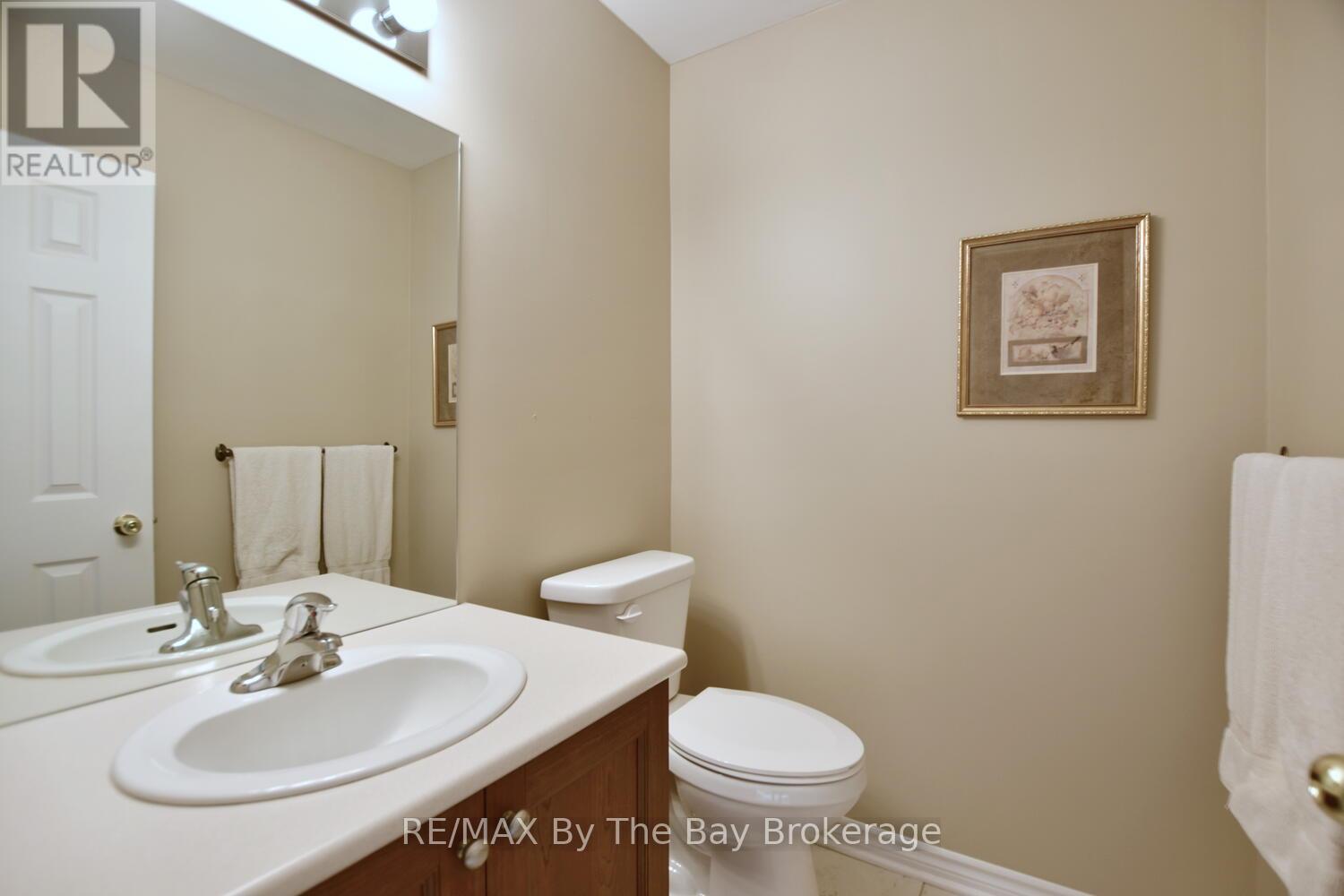 10 Cherry Sands Crescent, Wasaga Beach, Ontario  L9Z 1P5 - Photo 25 - S12513912