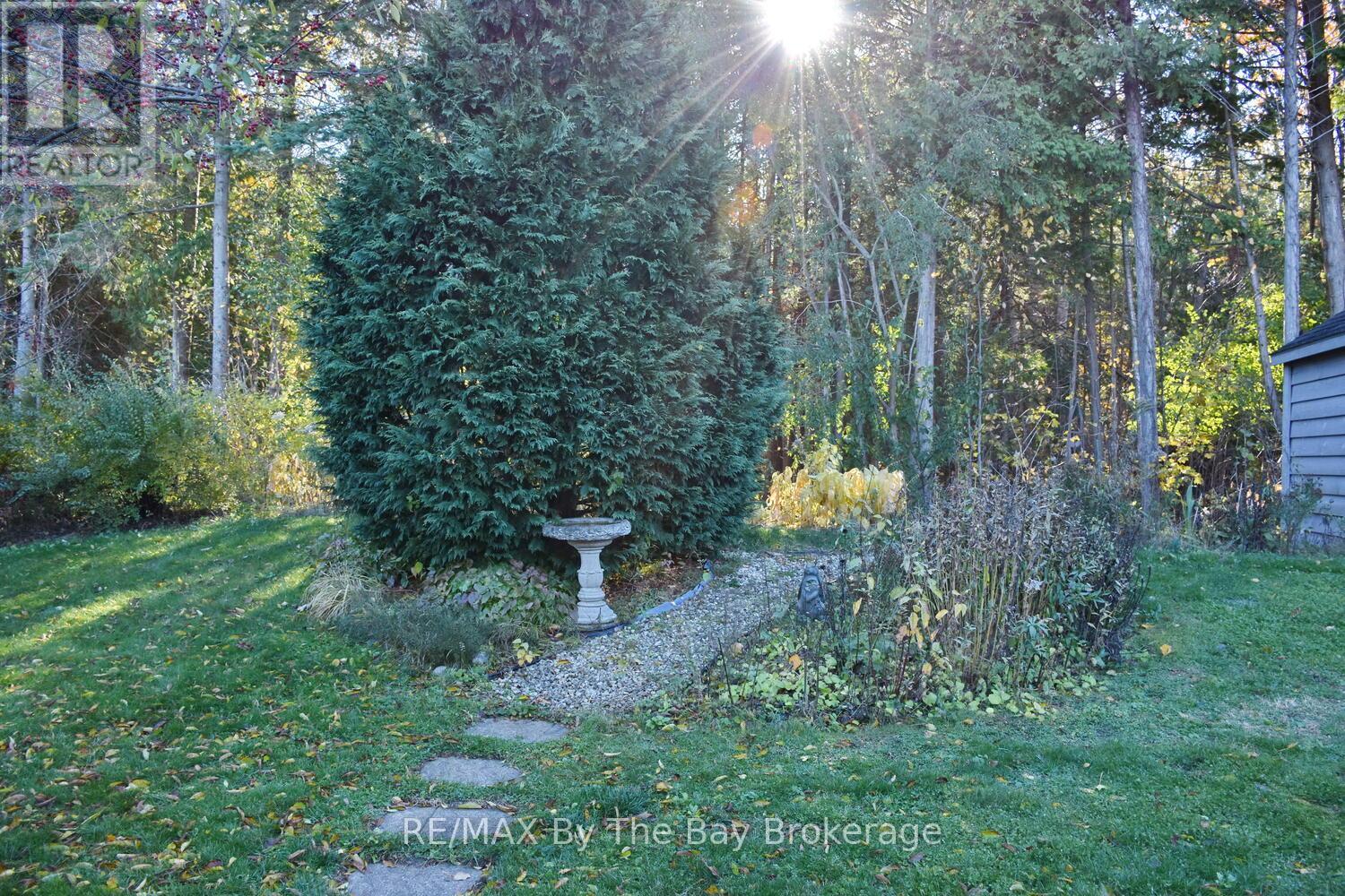 10 Cherry Sands Crescent, Wasaga Beach, Ontario  L9Z 1P5 - Photo 38 - S12513912