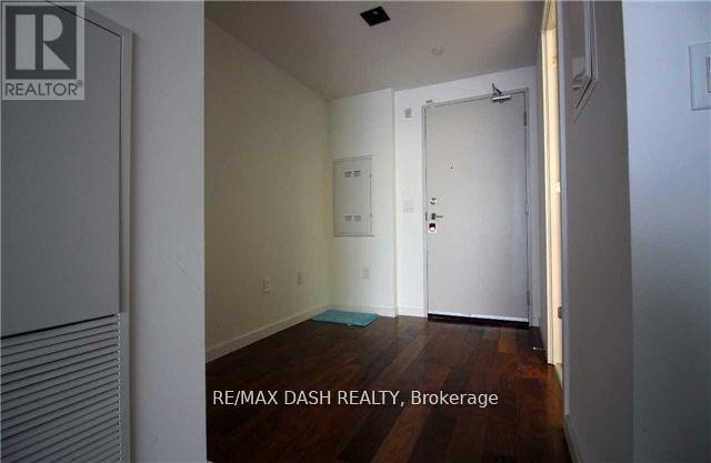 802 - 32 Trolley Crescent, Toronto, Ontario  M5A 0E8 - Photo 2 - C12409345