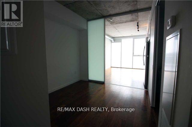 802 - 32 Trolley Crescent, Toronto, Ontario  M5A 0E8 - Photo 7 - C12409345