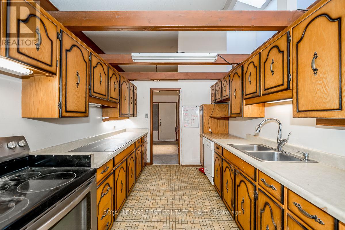 11707 27 County Road, Springwater, Ontario  L0L 1X0 - Photo 11 - S12513404