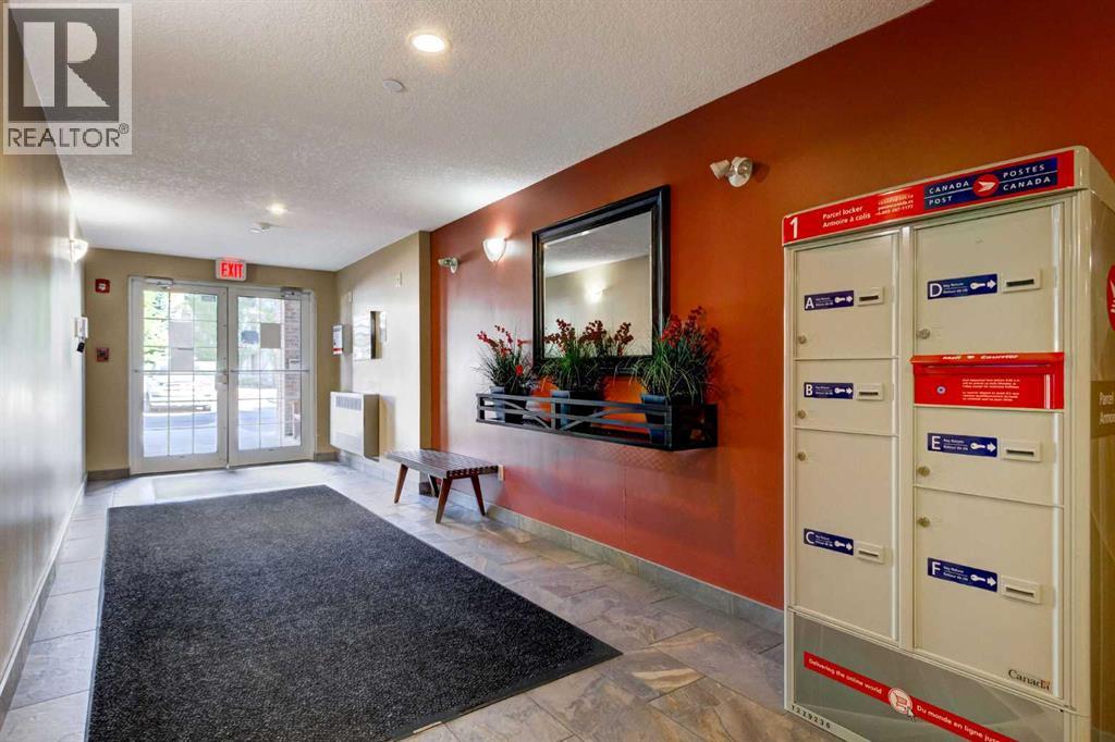 5308, 279 Copperpond Common Se, Calgary, Alberta  T2Z 1J6 - Photo 4 - A2205270