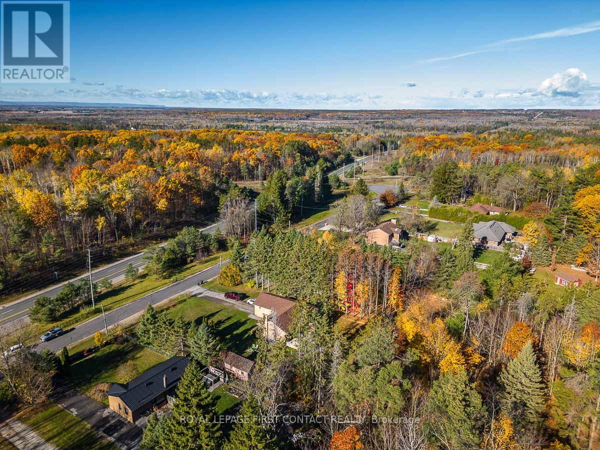 11707 27 County Road, Springwater, Ontario  L0L 1X0 - Photo 41 - S12513404