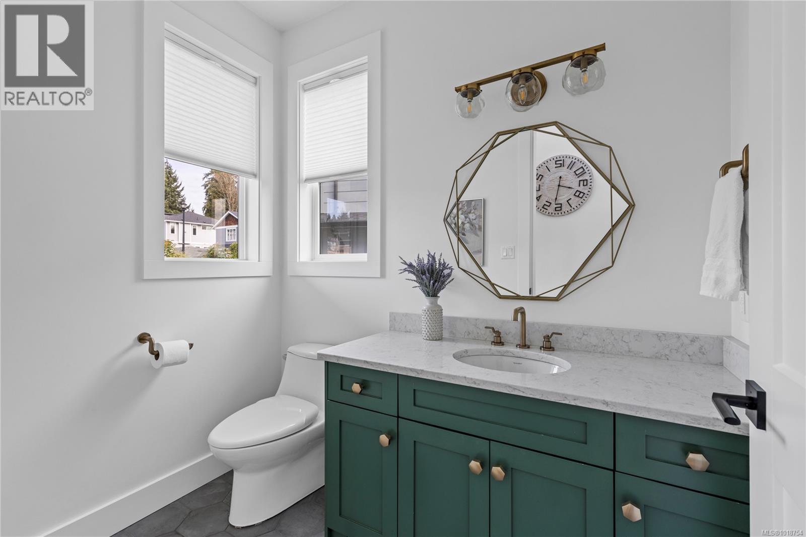 3805 Marjorie Way, Nanaimo, British Columbia  V9T 0K3 - Photo 8 - 1018754