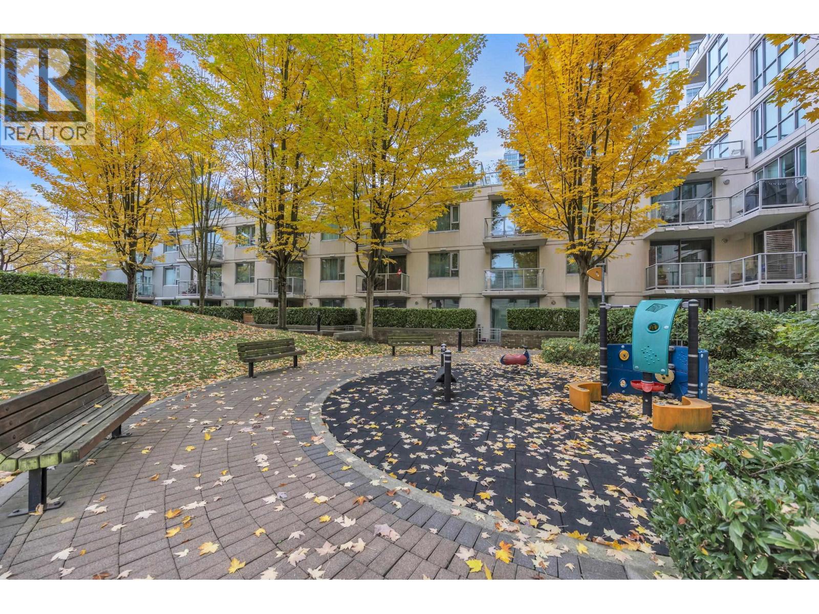 168 Prior Street, Vancouver, British Columbia V6A 0A6 - Photo 36 - R3065082