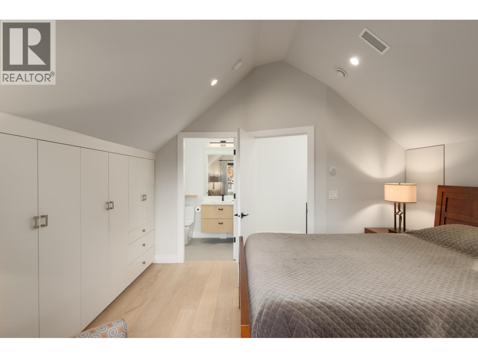 2939 W 15th Avenue, Vancouver, British Columbia  V6K 3A2 - Photo 33 - R3065094