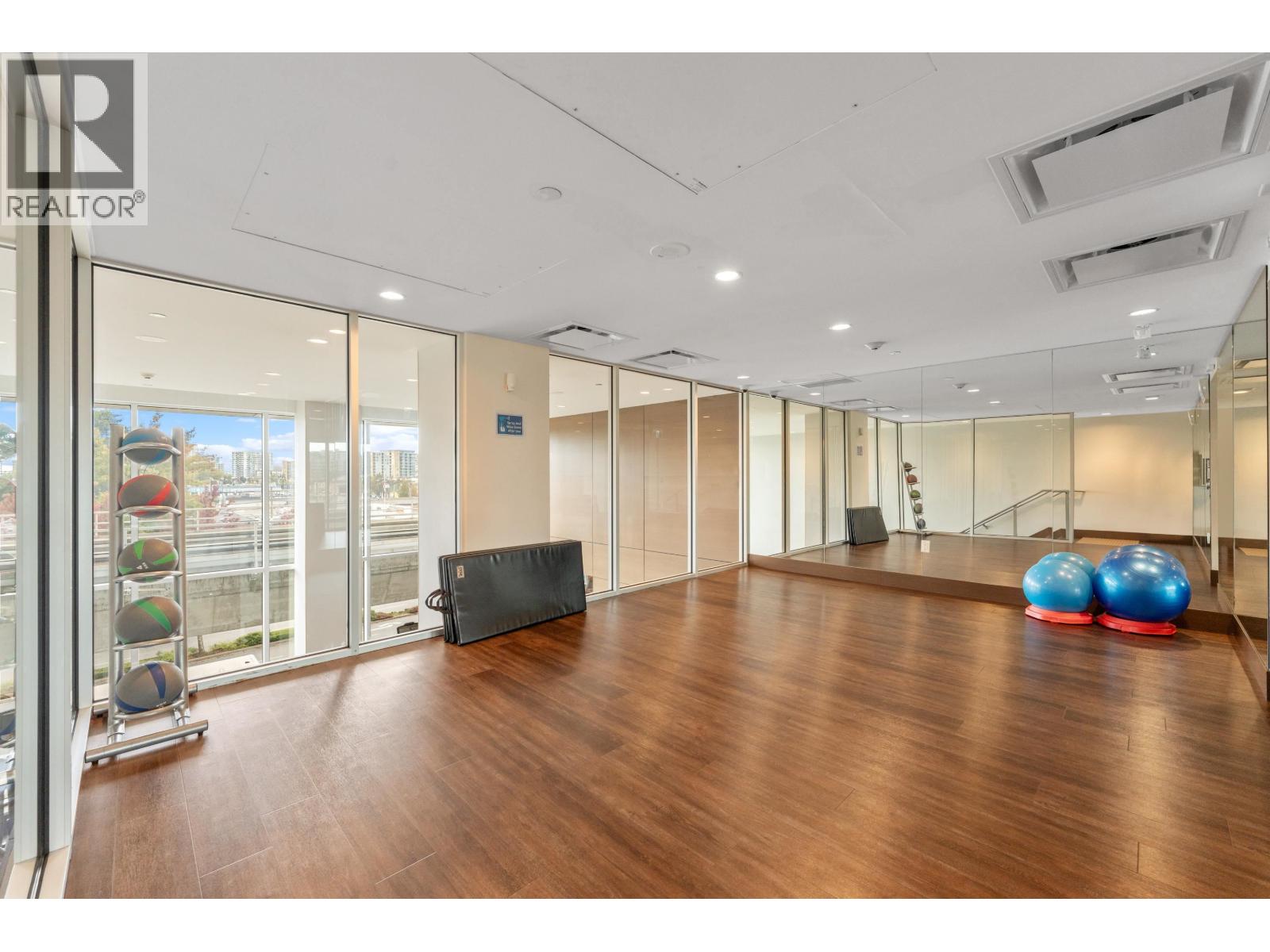 905 5580 No. 3 Road, Richmond, British Columbia V6X 0R8 - Photo 36 - R3065099