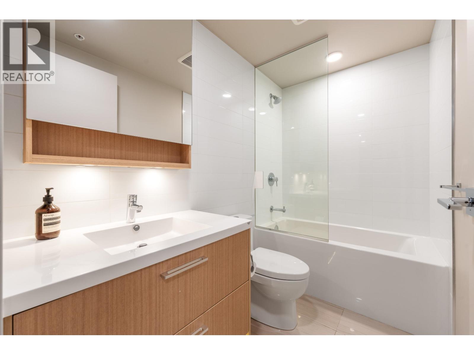 905 5580 No. 3 Road, Richmond, British Columbia V6X 0R8 - Photo 6 - R3065099