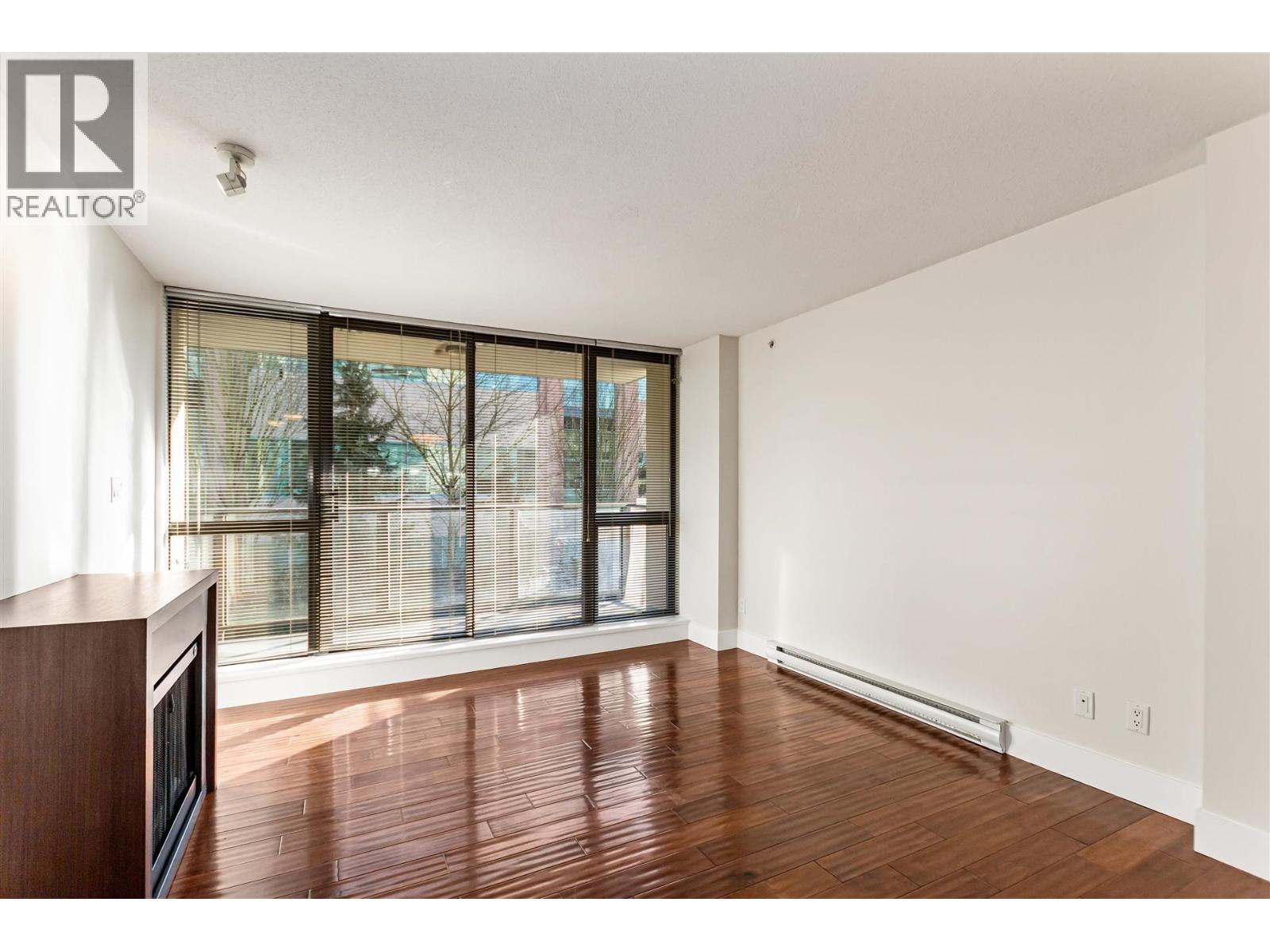 203 2959 Glen Drive, Coquitlam, British Columbia V3B 0B8 - Photo 9 - R3065100