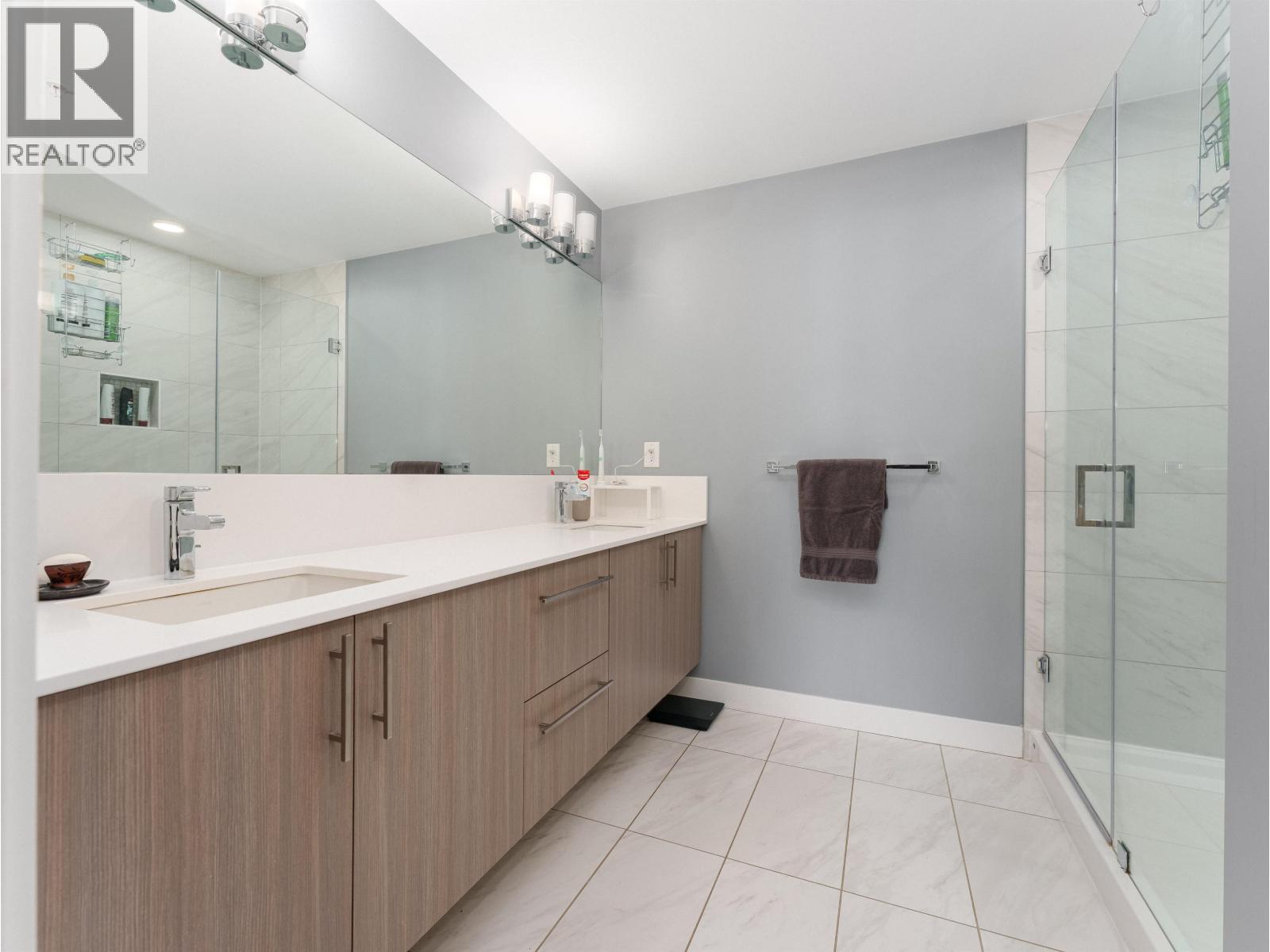 301 3971 Hastings Street, Burnaby, British Columbia  V5C 2H8 - Photo 13 - R3065104