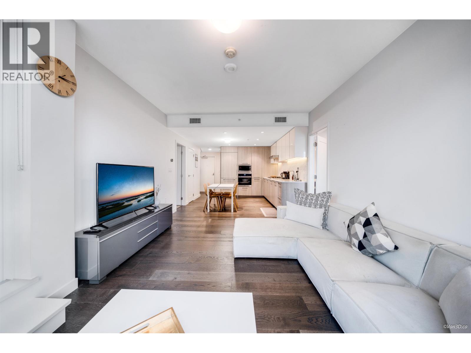 912 8160 MCMYN WAY, Richmond, British Columbia