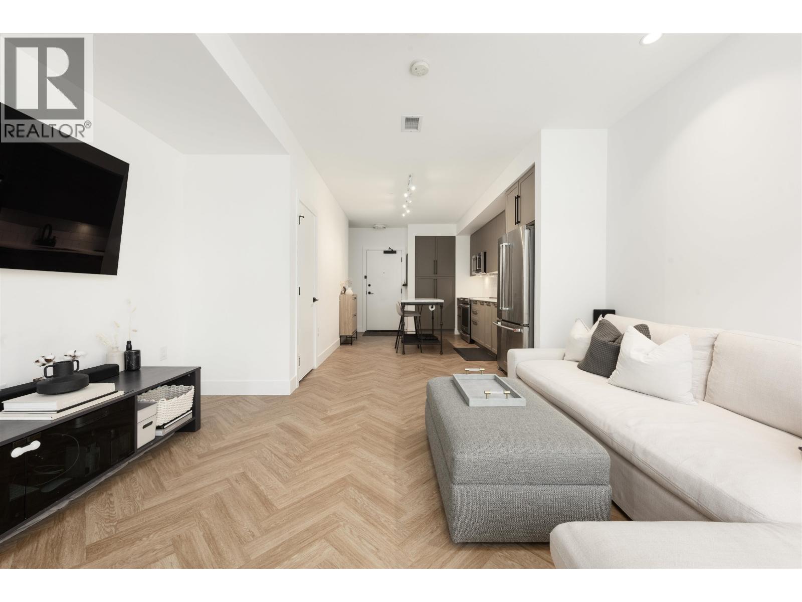 3 9278 Slopes Mews, Burnaby, British Columbia  V5A 0G1 - Photo 4 - R3065134