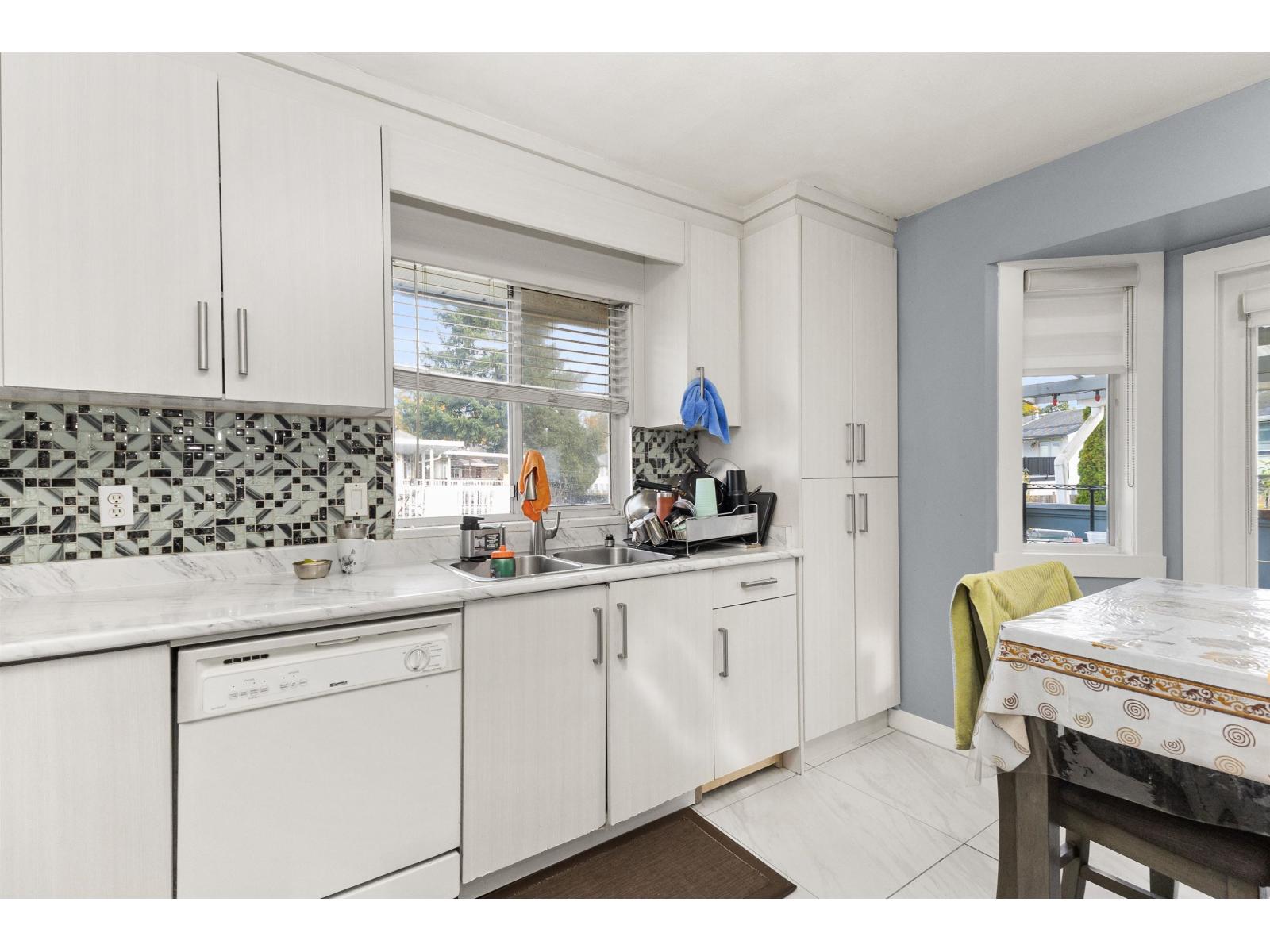 31362 Mcconachie Place, Abbotsford, British Columbia  V2T 5G6 - Photo 12 - R3064160