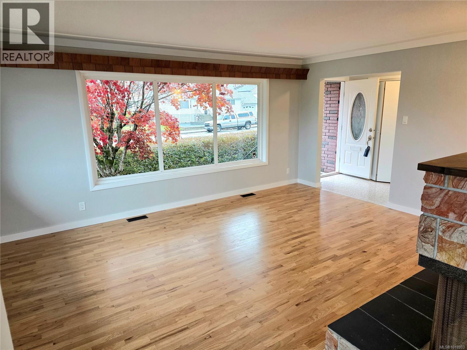 4092 Exton St, Port Alberni, British Columbia V9Y 3X7 - Photo 2 - 1018933