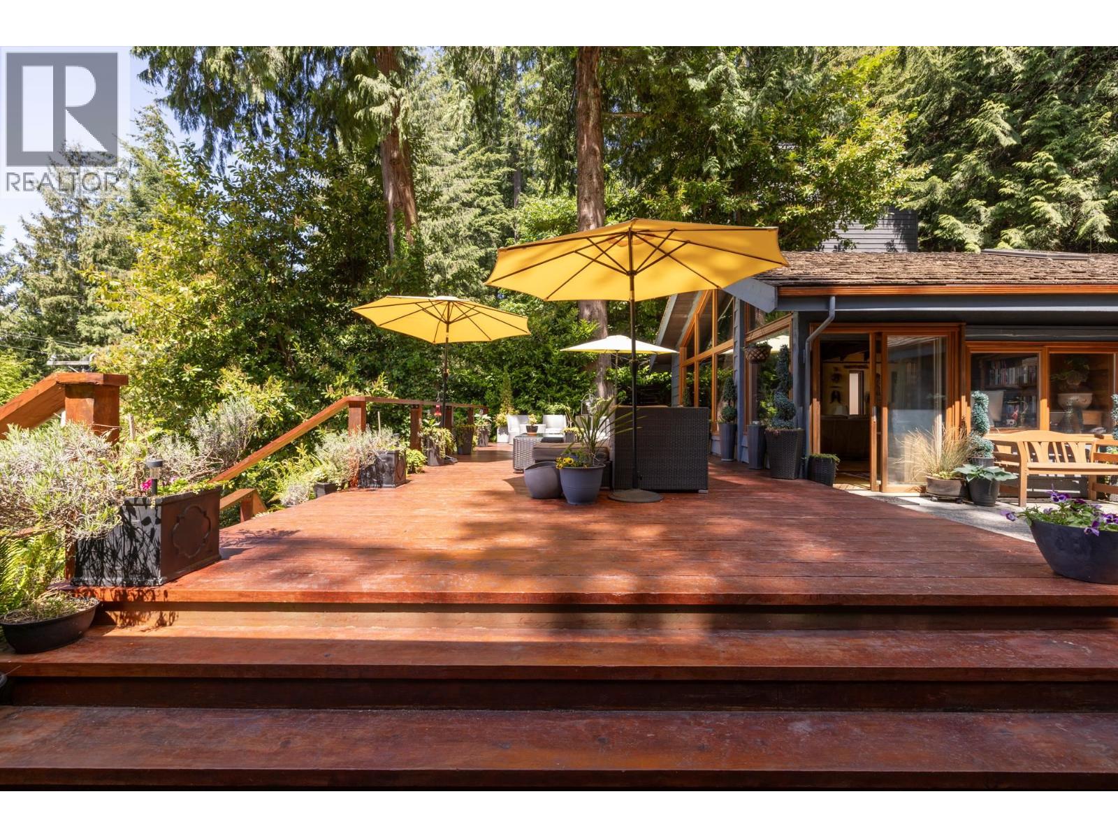 315 Bayview Road, Lions Bay, British Columbia  V0N 2E0 - Photo 4 - R3065089