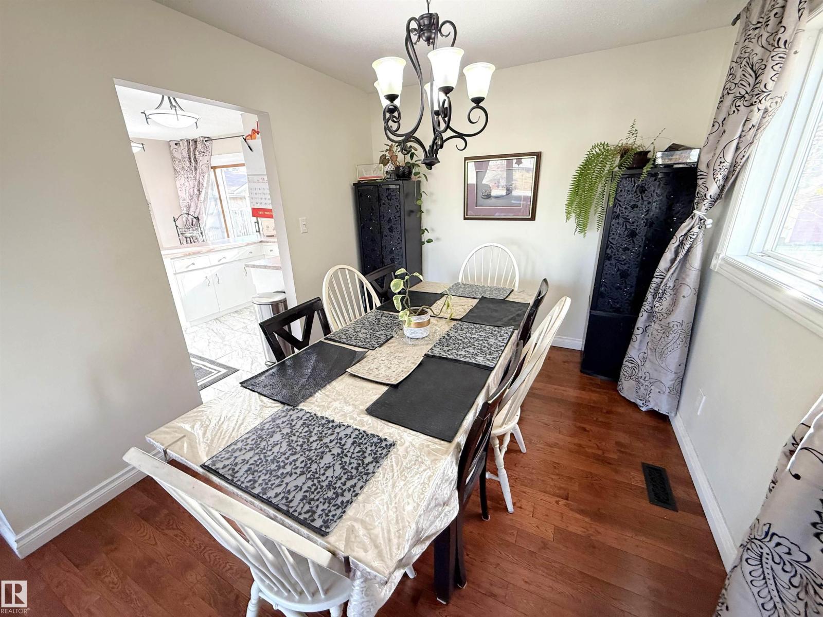 3717 136a Av Nw, Edmonton, Alberta  T5A 2P2 - Photo 11 - E4464811