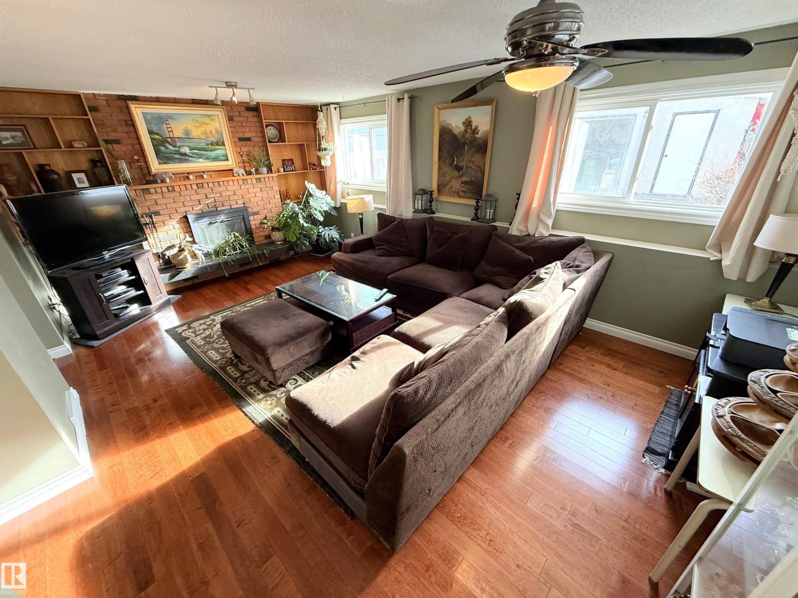 3717 136a Av Nw, Edmonton, Alberta  T5A 2P2 - Photo 4 - E4464811